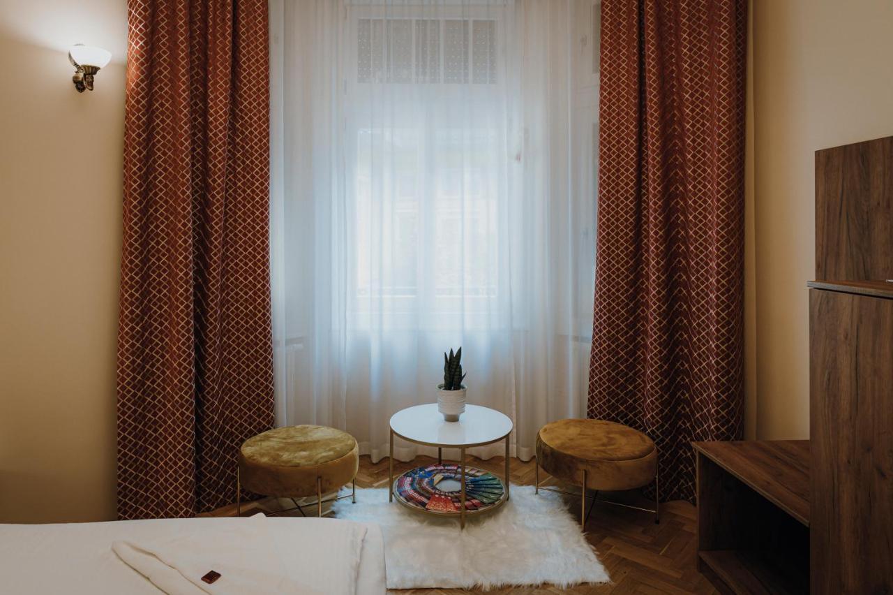 Dozsa Apartman Szeged Exteriör bild