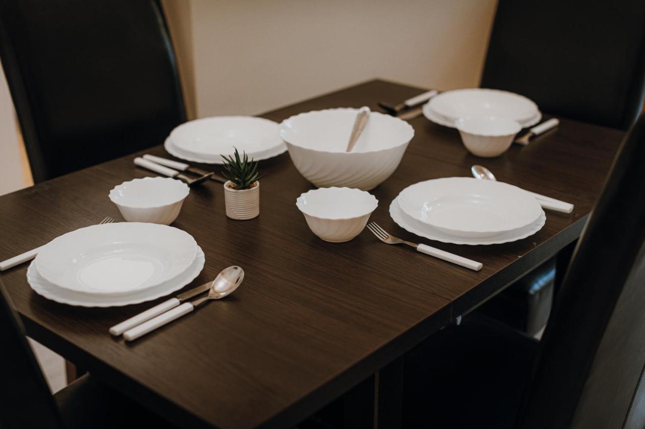 Dozsa Apartman Szeged Exteriör bild